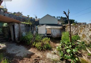 Moradia para restauro em Vila Nova de Cerveira