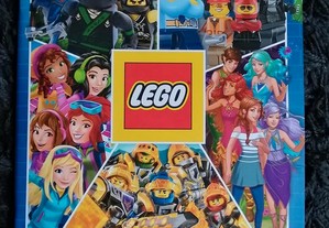 Caderneta LEGO Toys R Us COMPLETA com as 50 cartas