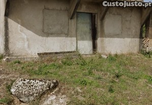 Troco por terreno com barraco ou no