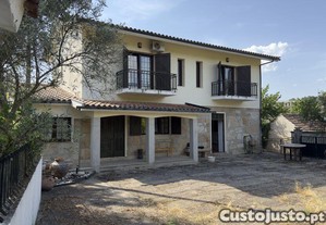 Casa de Campo T4 em Mateus de 301 m²