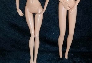 2 Barbie sem roupa Mattel 1998 - bom estado