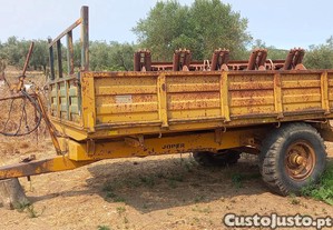 Atrelado, escarificador e outros materiais de construo