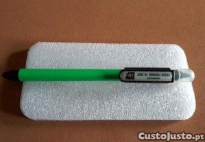Conjunto de 4 + 1 (1,25) Esferográficas com publicidade da mesma Empresa