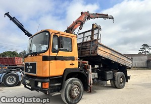 MAN 4x4 Tri Basculante c/ Grua