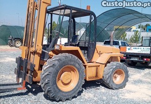 Empilhador JCB 930