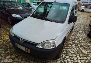 Opel Combo 1.3 CDti 5 Lug