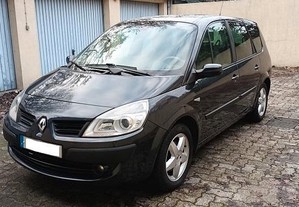 Renault Grand Scénic 1.5 DCI Luxe Privilége