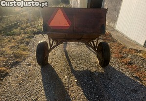 Veculo  trao animal (carroa)