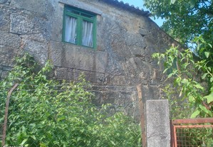 Casa em ruínas Chavão Barcelos (Kerocasa)