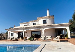 Silves -Magnifica Villa com piscina - 5 quartos - 382 m2 - terreno 4648 m2