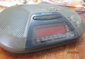 Radio despertador Sony