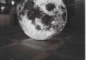 Philip Graham. The moon, come to earth.