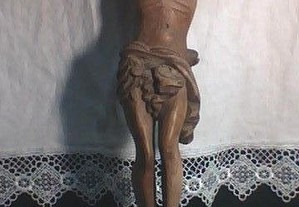 Jesus Cristo Entalhado em Madeira