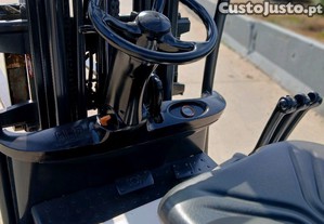 Empilhador CROWN SC3200 Elétrico de 2009