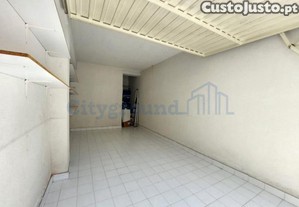 Box Privada No Centro De Caldas Da Rainha