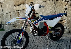 KTM 300