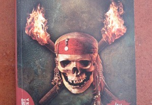 Piratas das Caraíbas, O Cofre do Homem Morto