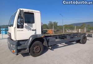 MAN em Chassi de 6,40 Mt