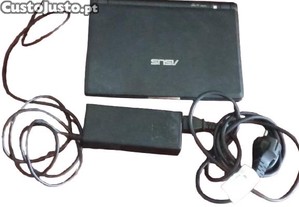 Portátil ASUS Eee PC 4G com carregador