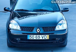 Renault Clio 1.5 DCI - 03