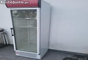 viterine vertical porta vidro