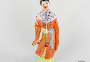 Figura porcelana da China de uma Mulher chinesa