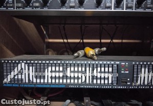 Alesis M-EQ 230