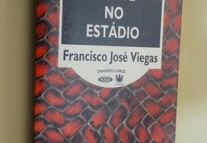 "Morte no Estádio" de Francisco José Viegas