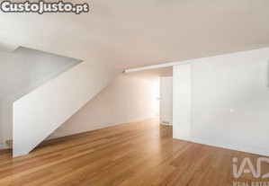 Apartamento T2 em Santa Maria Maior de 125,00 m²