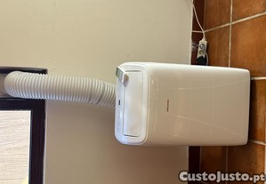 Hisense Portable Air Conditioner 2600W (APC09QC) with Wi-Fi & Remote
