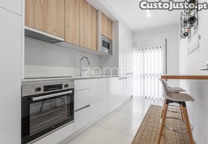 Apartamento T2 Renovado, Na Sé Em Braga
