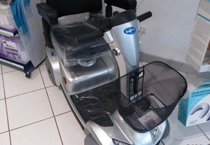 Cadeiras de Rodas e Scooters Mobilidade para Idosos Coimbra e Porto