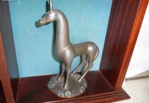 Cavalo Escultura Celta