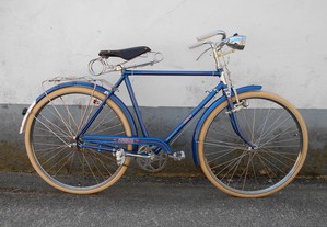 Bicicletas pasteleiras(enraiamentos- peças etc)