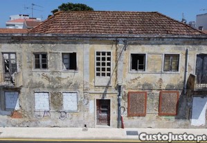 Edifcio Habitacional   Projeto Aprovado Para 4 Fogos