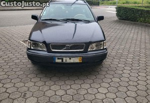 Volvo V40 2.0 gasolina - 97