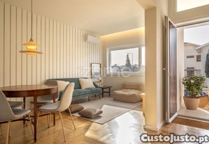 Predio Em Propriedade Total Com 3 Apartamentos...