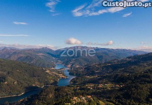 Moradia Com Terreno De 1.445 M2 -Vieira Do Minho