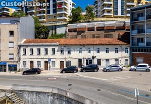 Prdio Com Vista Rio No Corao De Leiria