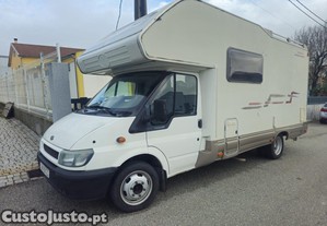 Ford Transit 2.4 6 Lugares A/C