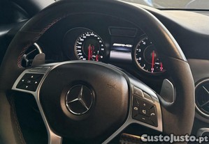 Mercedes-Benz CLA 45 AMG 361cv - 14