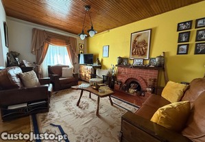 Moradia T4, com Logradouro e Garagem, Barroca Grande, Covilh