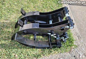 Garra para mini escavadora