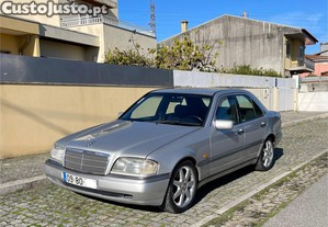 Mercedes-Benz C 250 D Elegance - 93
