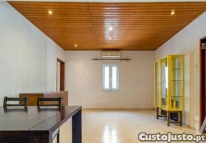 Apartamento T2 em Algés, Linda-a-Velha e Cruz Quebrada-Dafundo