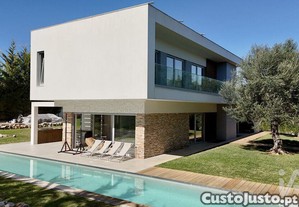 Casa / Villa T4 em São Gonçalo De Lagos de 300,00 m²