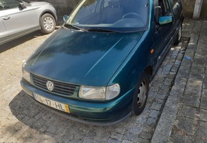VW Polo 1.4 Gasolina - 96