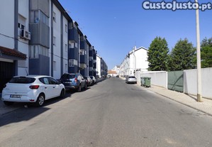 Apartamento de 5 assoalhadas em Moura