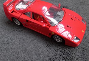 Ferrari F40 Burago escala 1/18