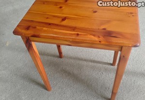 Mesa pequena